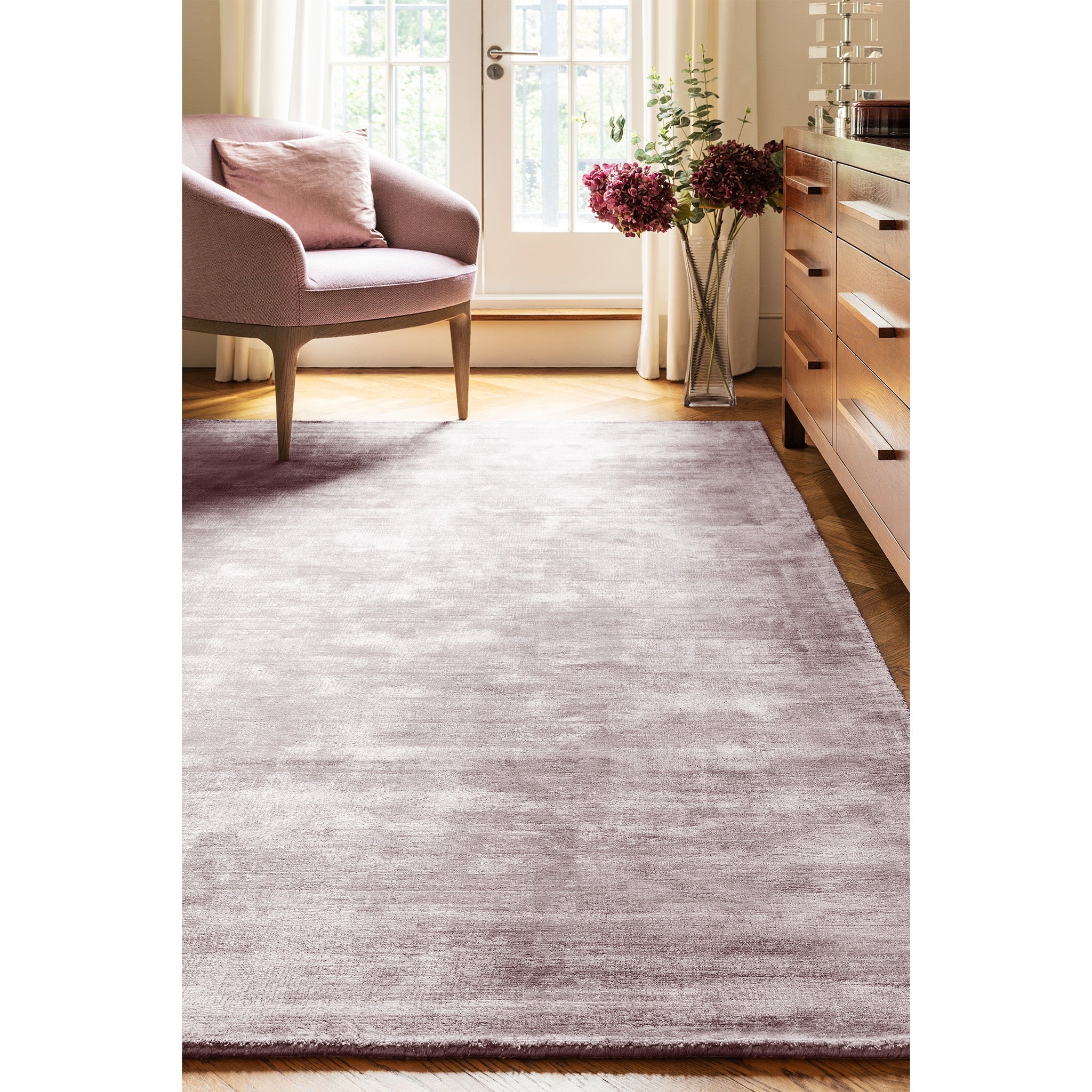Hand Woven Viscose Rug in Heather